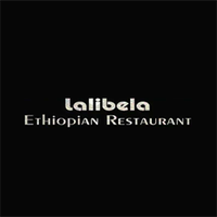 Das Foto wurde bei Lalibela Ethiopian Restaurant von Yext Y. am 10/11/2017 aufgenommen