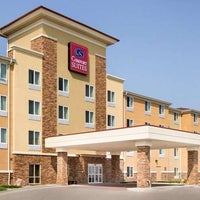 รูปภาพถ่ายที่ Comfort Suites Hotel &amp;amp; Convention Center โดย Yext Y. เมื่อ 9/23/2020