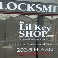 Photo taken at The Lil Key Shop by Yext Y. on 9/23/2017