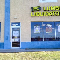 Photo taken at LL Flooring (Lumber Liquidators) by Yext Y. on 2/23/2021
