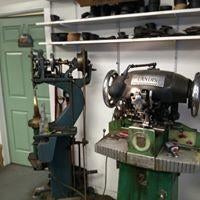 Aurora Shoe Repair Shoe Store