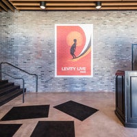 รูปภาพถ่ายที่ Oxnard Levity Live โดย Yext Y. เมื่อ 5/29/2019