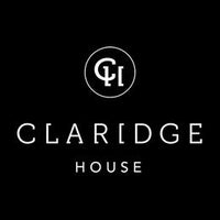 Foto tirada no(a) Claridge House por Yext Y. em 3/20/2020