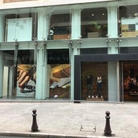 Una buena amiga León Autocomplacencia Nike Store Monte Carlo - Monte-Carlo, Monaco