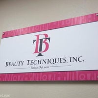 Foto scattata a Beauty Techniques, Inc da Yext Y. il 12/28/2018