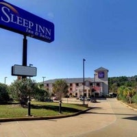 Foto tomada en Sleep Inn &amp;amp; Suites  por Yext Y. el 9/24/2020