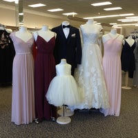David's Bridal - 4 tips from 241 visitors