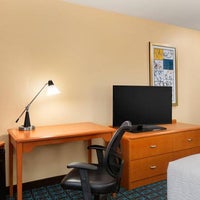 Photo prise au Fairfield Inn &amp;amp; Suites Houston I-45 North par Yext Y. le5/1/2020