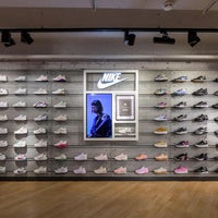 Nike Store - El Barri - 5 tips de 1417