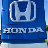 Photo taken at Rairdon&amp;#39;s Honda of Marysville by Yext Y. on 12/4/2018