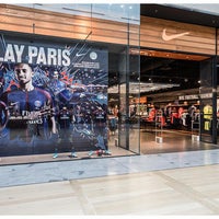 nike store in france