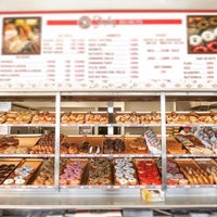 รูปภาพถ่ายที่ Shipley Do-Nuts โดย Yext Y. เมื่อ 7/7/2017