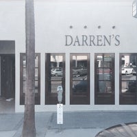 รูปภาพถ่ายที่ Darren&amp;#39;s Restaurant &amp;amp; Bar โดย Yext Y. เมื่อ 10/7/2016