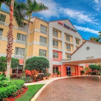 Foto diambil di Fairfield Inn &amp;amp; Suites West Palm Beach Jupiter oleh Yext Y. pada 5/8/2020