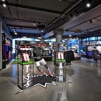 Nike Store - Negozio di articoli 