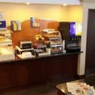 Holiday Inn Express Suites Chicago Algonquin 2595 Bunker -