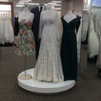 David's Bridal - 125 NW Loop 410