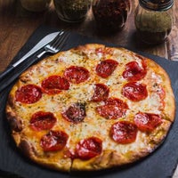 7/20/2017 tarihinde Yext Y.ziyaretçi tarafından Tutto Pizza'de çekilen fotoğraf
