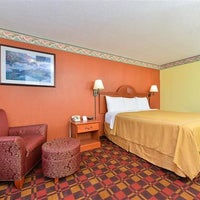 Photo taken at Americas Best Value Inn Indianapolis E by Yext Y. on 8/5/2016