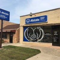 Photo taken at Daniel Broderick: Allstate Insurance by Yext Y. on 9/13/2017