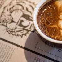 5/4/2017에 Yext Y.님이 Paper Tiger Coffee Roasters에서 찍은 사진
