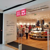 Uniqlo - Clothing Store in Muette