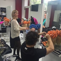 Photo prise au Международная академия парикмахерского искусства VT ACADEMY par Алина А. le10/6/2015