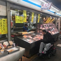 Photo taken at マグロのお店 マルハチ by Creig on 12/29/2019