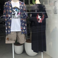 Photo taken at Design Tshirts Store graniph by HAJIME S. on 6/21/2022