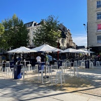 Photo taken at De Blauwe Kiosk by Jean-François G. on 4/18/2022