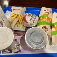 รูปภาพถ่ายที่ Burger King โดย Martin K. เมื่อ 11/16/2019