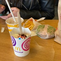 Photo taken at McDonald&amp;#39;s by Дима Я. on 3/18/2022