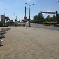 Photo taken at Остановка «Улица Московская» by Дима Я. on 5/9/2016