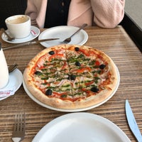 Photo taken at Планета Pizza by Дима Я. on 8/29/2017