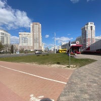 Photo taken at Станция метро «Малиновка» by Дима Я. on 4/26/2020