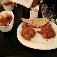 2/16/2018 tarihinde Diegoziyaretçi tarafından Tulsi Indian Restaurant'de çekilen fotoğraf