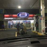 Photo taken at Gasolinera Tlalpan by Elizabeth T. on 5/1/2018