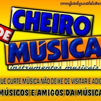 Das Foto wurde bei Cheiro de Música von Cheiro de Música am 6/7/2014 aufgenommen