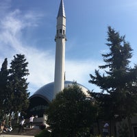 Photo taken at Şakirin Camii by İsmail H. on 8/3/2017