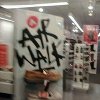 payless in the bronx