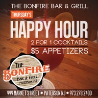 6/7/2014 tarihinde The Bonfire Bar &amp;amp; Grillziyaretçi tarafından The Bonfire Bar &amp;amp; Grill'de çekilen fotoğraf