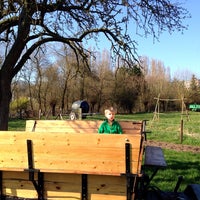 รูปภาพถ่ายที่ Het Neerhof Kinderboerderij โดย Robin W. เมื่อ 3/16/2014
