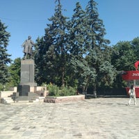 Photo taken at Памятник В. И. Ленину by Sasha S. on 8/2/2018