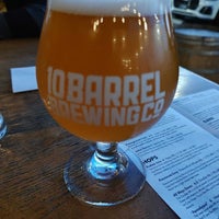 Photo taken at 10 Barrel Brewing Company by Ken H. on 9/23/2022