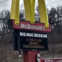 Photo taken at McDonald&amp;#39;s by Gary H. on 4/7/2019
