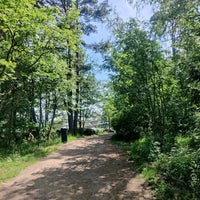 Photo taken at Särkiniemen puisto by Ville V. on 6/23/2022