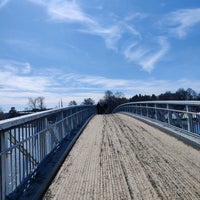 Photo taken at Kaskisaaren ja Lauttasaaren silta by Ville V. on 4/17/2022