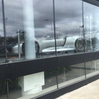 5/15/2016에 Tommy G.님이 Porsche Prestige에서 찍은 사진