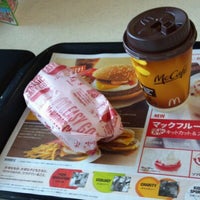 Photo taken at McDonald&amp;#39;s by Kazumi A. on 9/24/2012