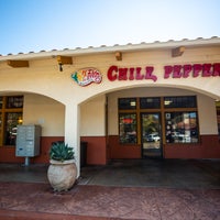 รูปภาพถ่ายที่ Chile Peppers Mexican Eatery - Scripps Trail โดย Chile Peppers Mexican Eatery - Scripps Trail เมื่อ 8/9/2018